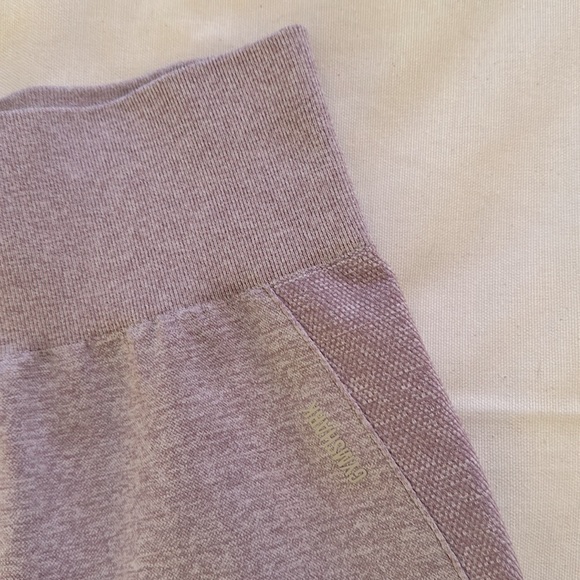 Light Purple NWOT Gymshark Leggings - Picture 2 of 4